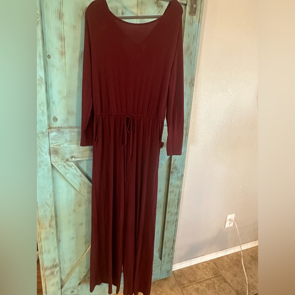 Red romper - Picture 2 of 2